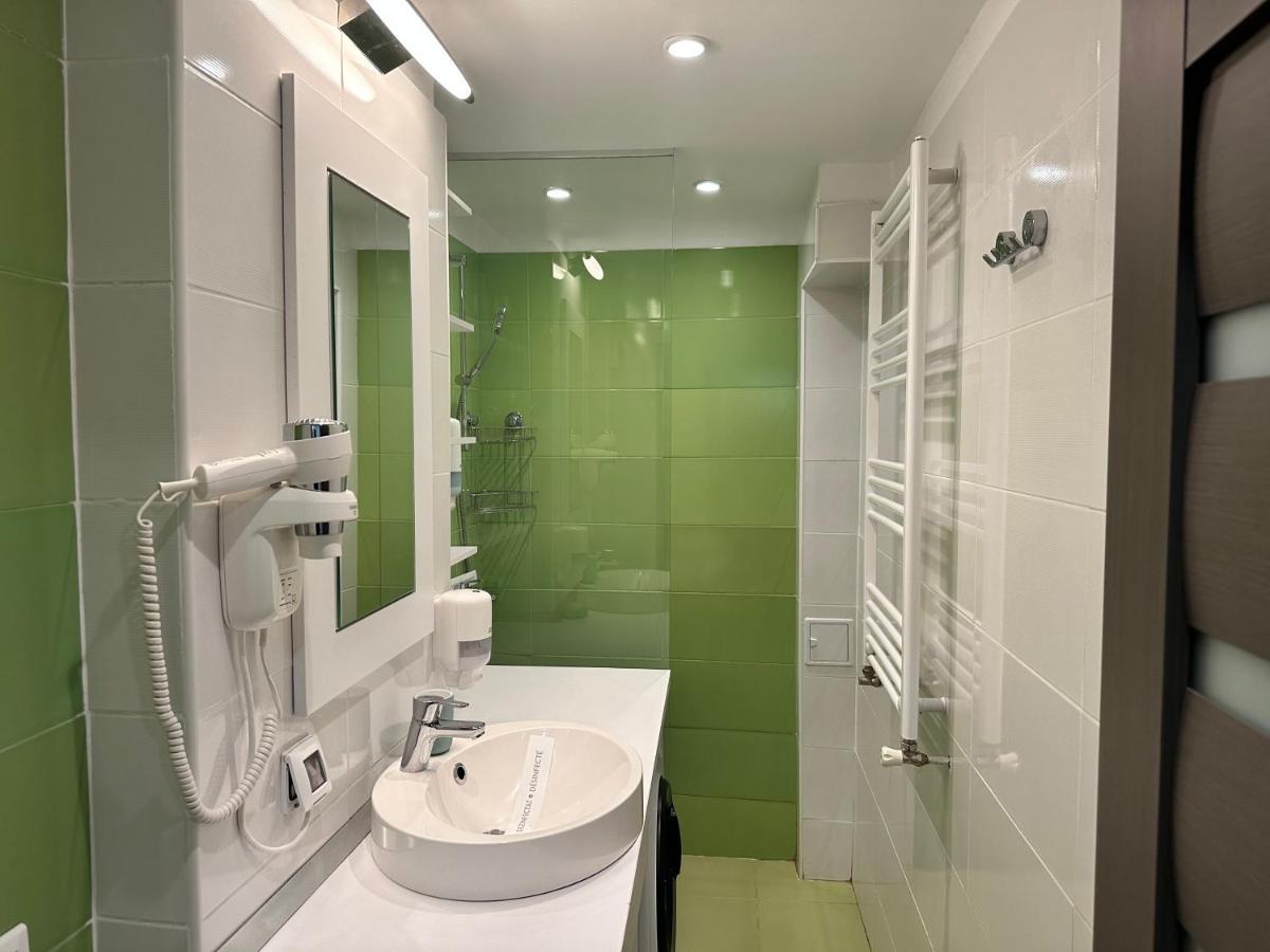 Timpuri Noi Studio Appartement Boekarest Buitenkant foto